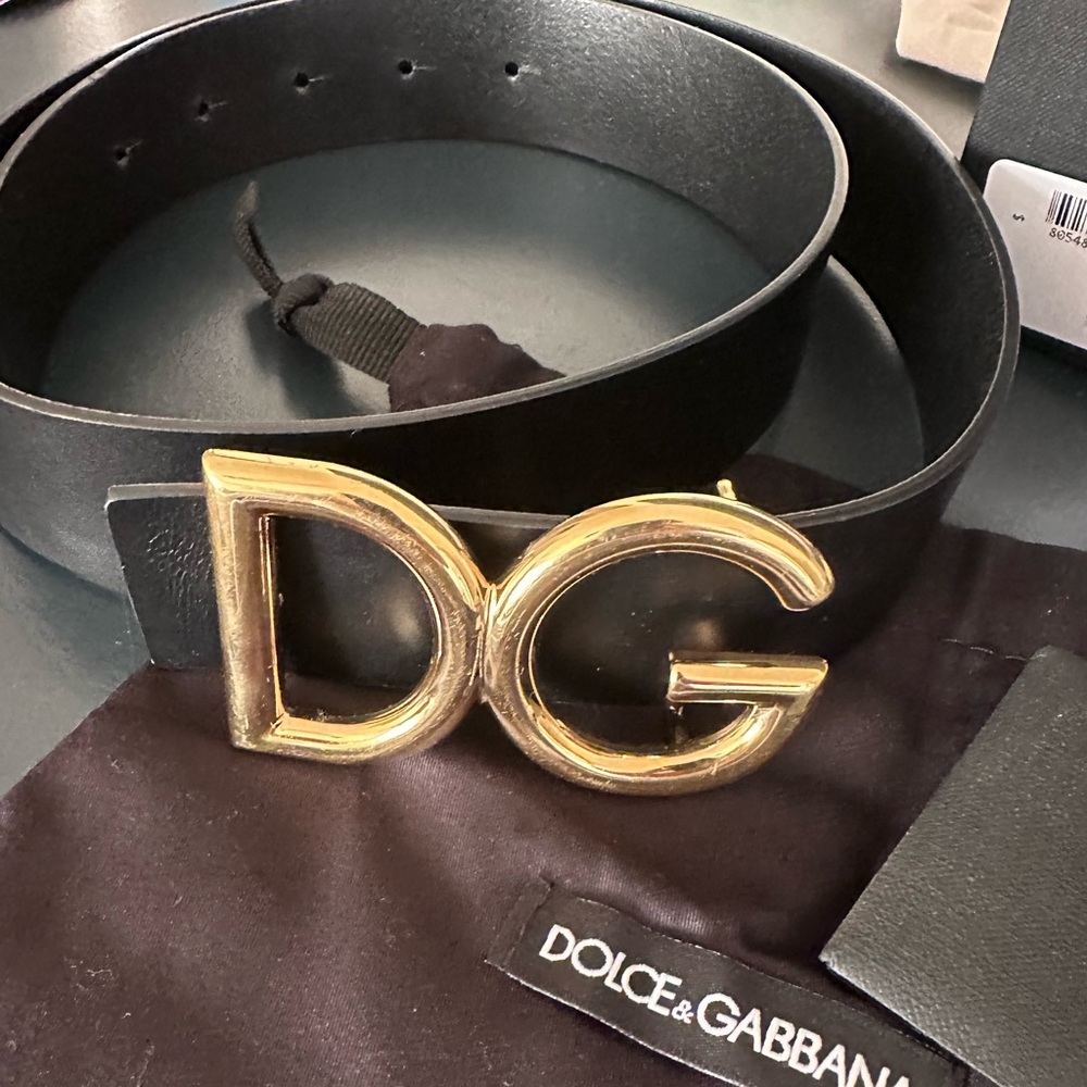 Black Dolce and Gabbana belt